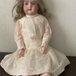 Старинная фарфоровая кукла