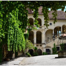 Дворец Холленегг в Австрии.