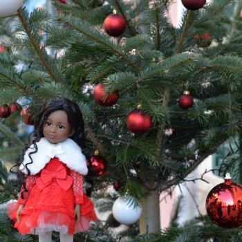 С наступающим Новым Годом и Рождеством от куколки Руби Ред