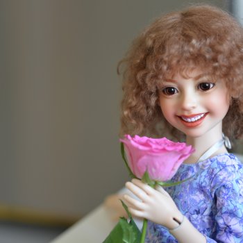 Кукла дарящая радость.