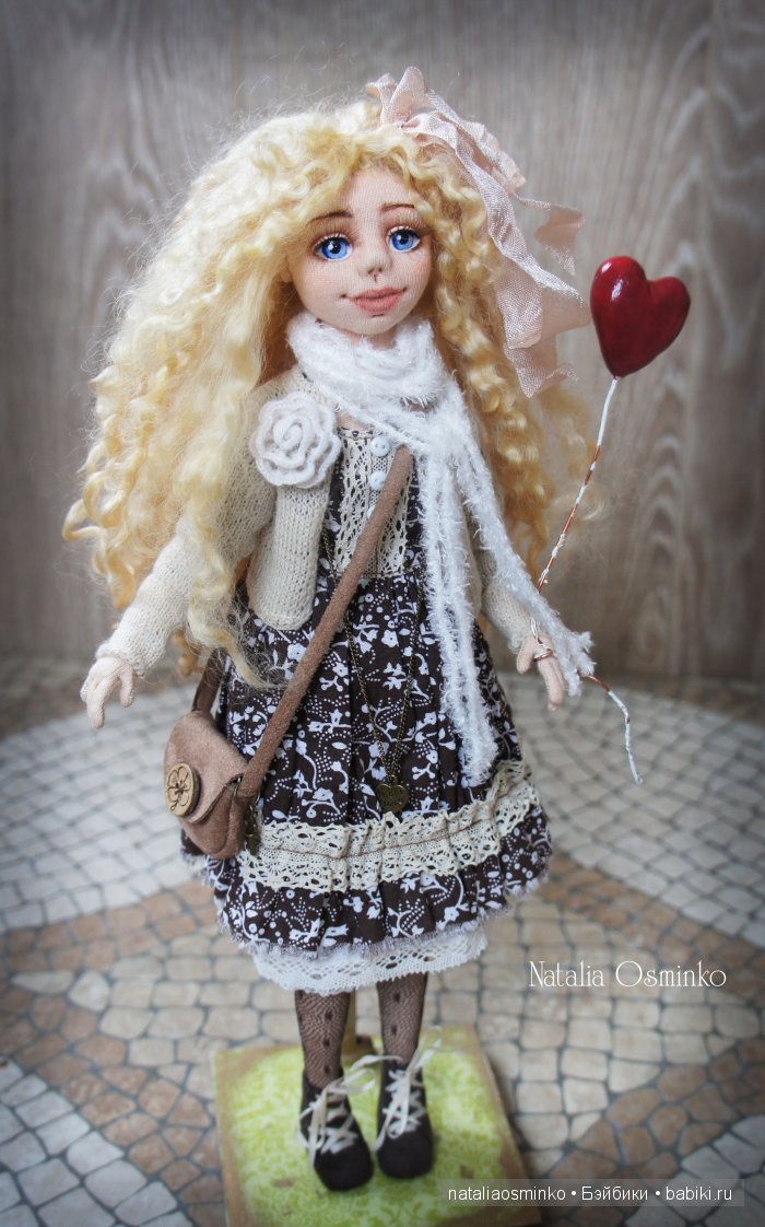 Авторские текстильные куклы Натальи Осминко. Карина | Бэйбики Авторские текстильные куклы Натальи Осминко. Карина (фото 4)