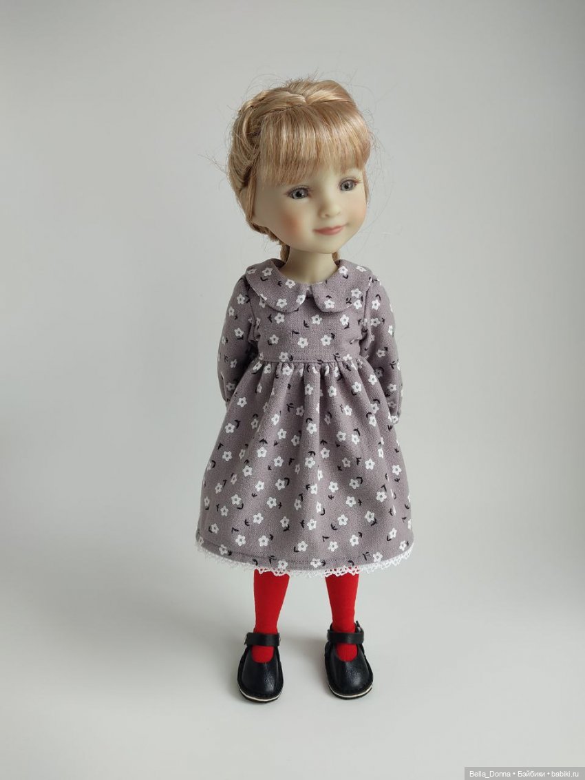 Теплое платье для кукол Ruby Red Fashion Friends (фото 3)