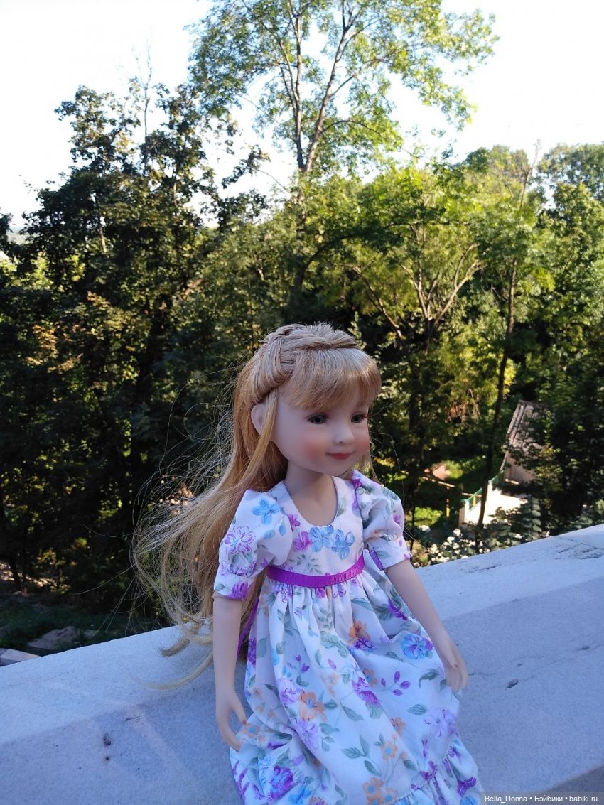 Прогулка с Сарой Ruby Red Fashion Friends во дворце Ольденбургских (фото 3)