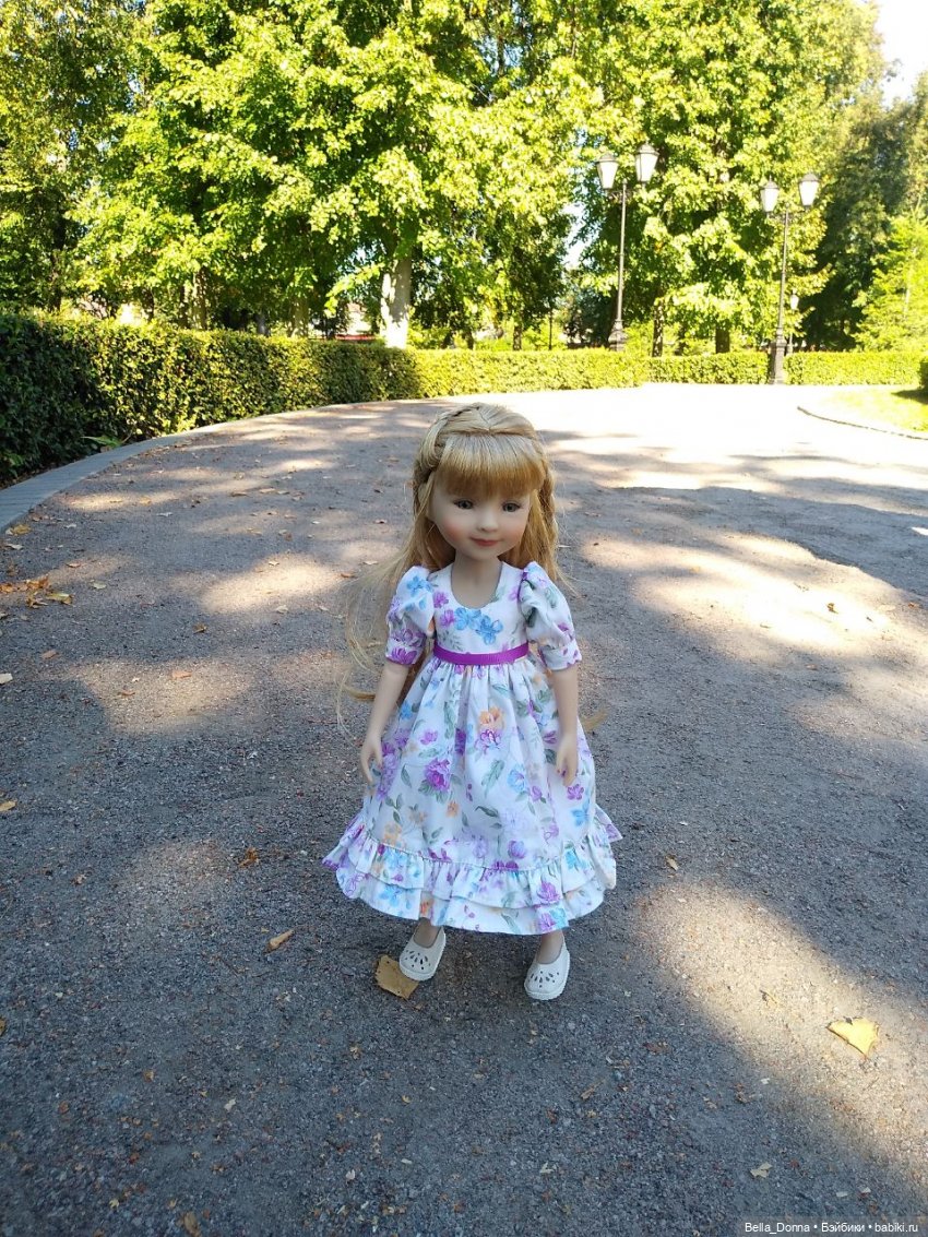 Прогулка с Сарой Ruby Red Fashion Friends во дворце Ольденбургских (фото 6)