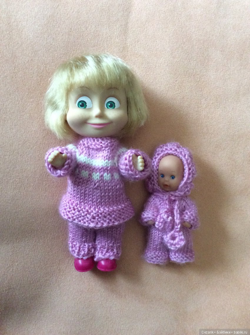 Машу нашу почти одели...