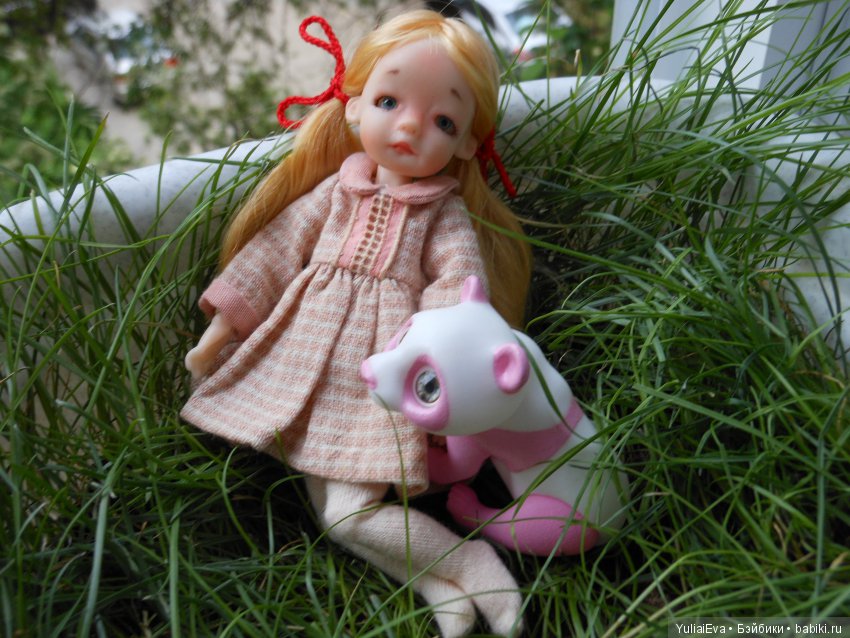 Немного Лидуси и её дружочка