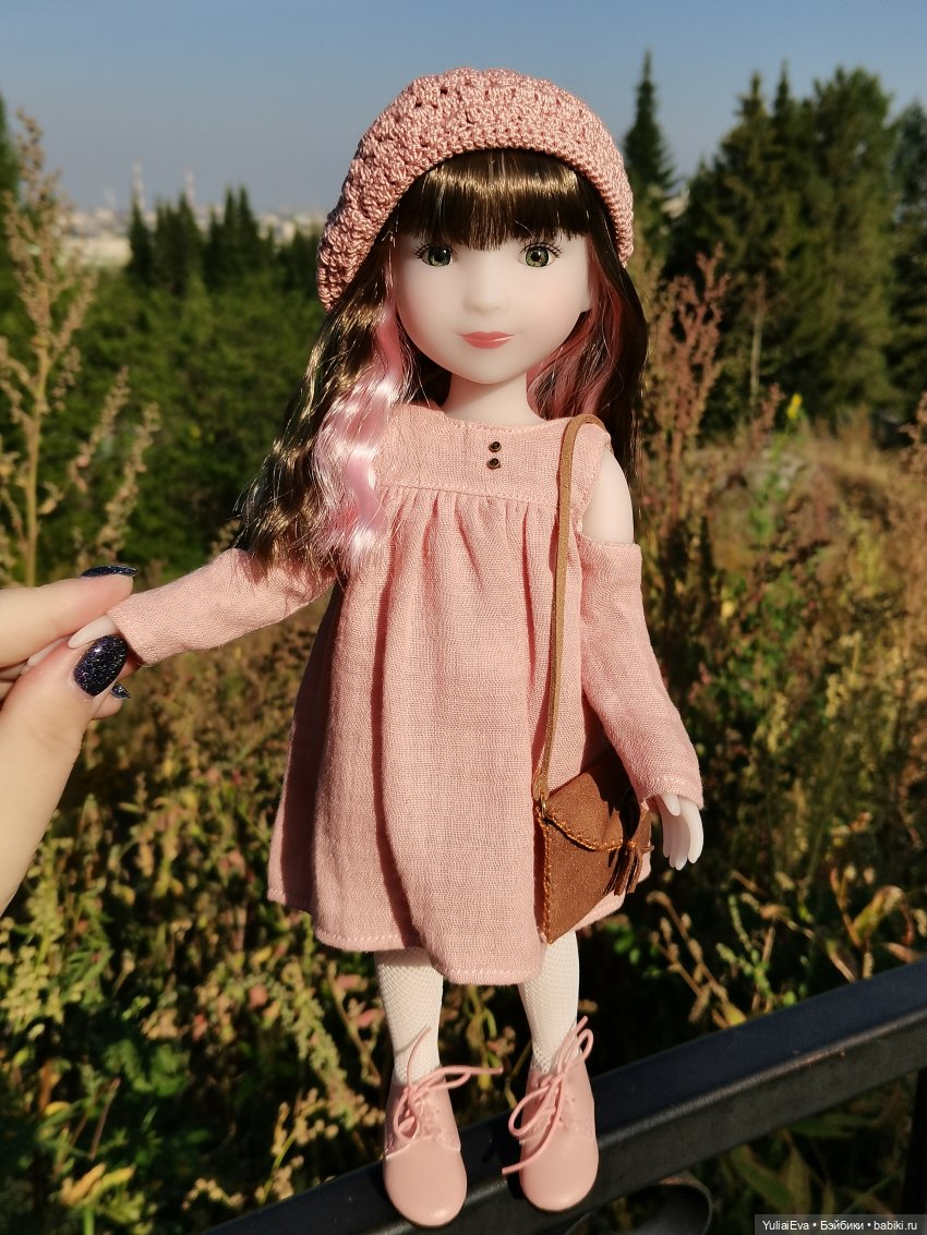 Немножко новенькой — Куклы Ruby Red (Руби Ред) Fashion Friends: Siblies (фото 5)