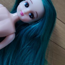 Ликка с бирюзовыми волосами