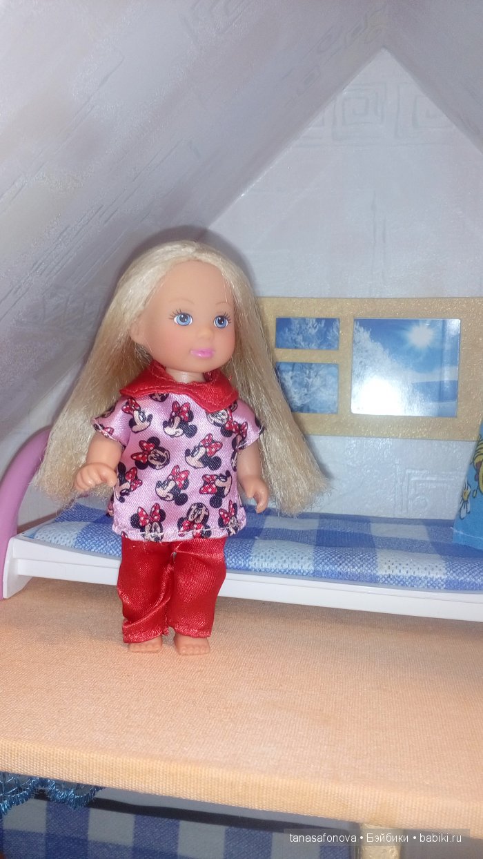 Маленькая куколка Еви и подружки (фото 2)