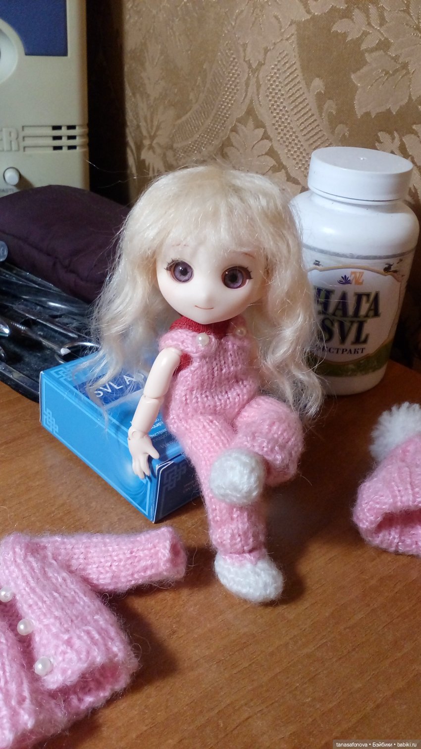 Поменяли волосы на натуральный паричек