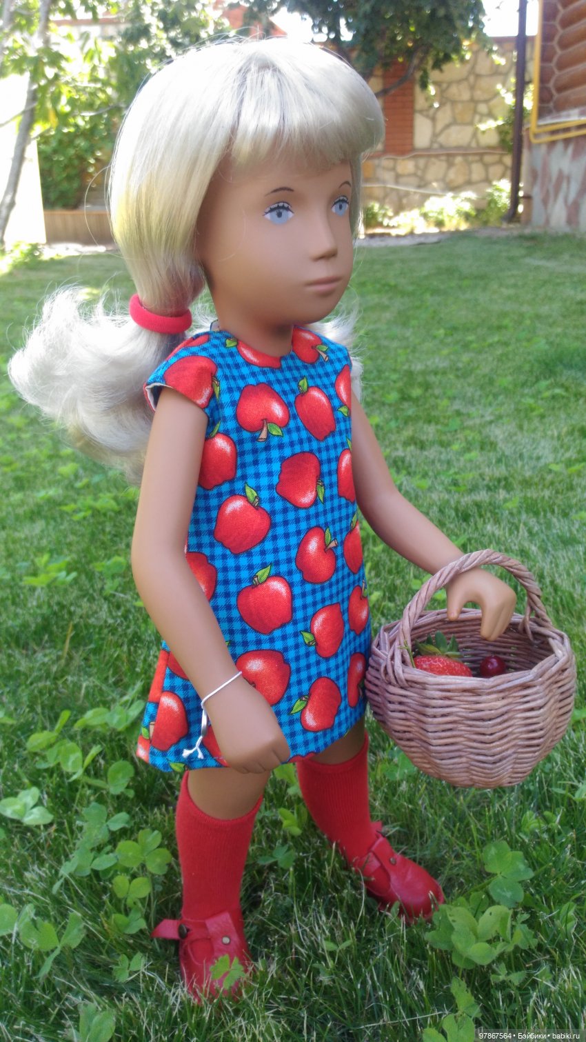 Наряд для Sasha doll. Дачный