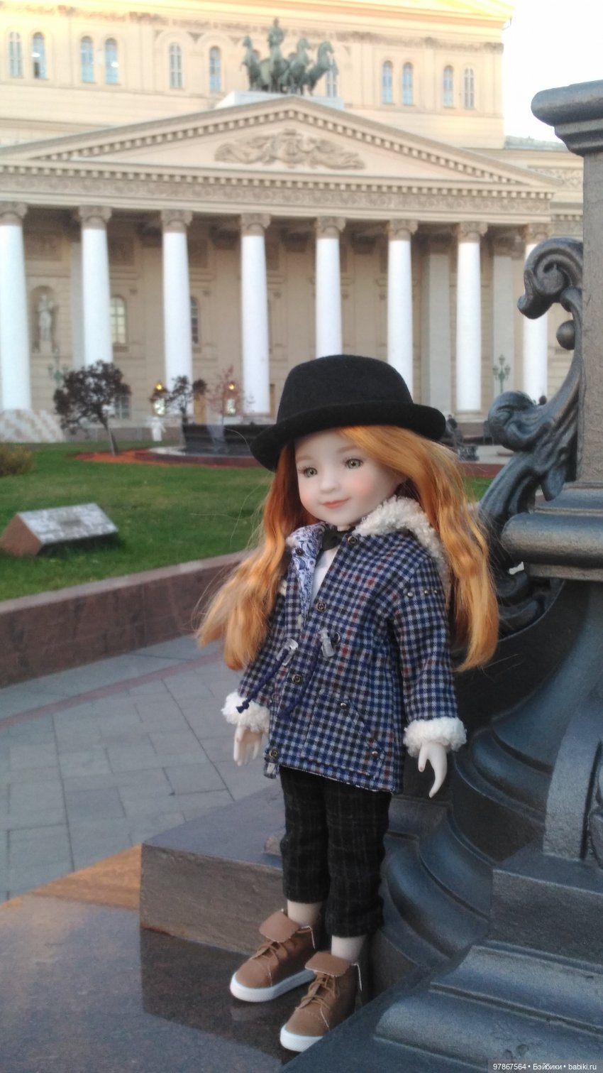 Ruby red. Александра — Куклы Ruby Red (Руби Ред) Fashion Friends: Siblies (фото 9)