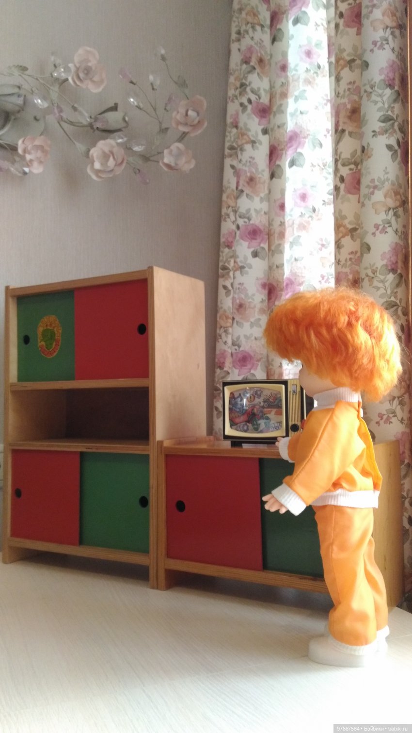 Катенькина квартира. Телевизор