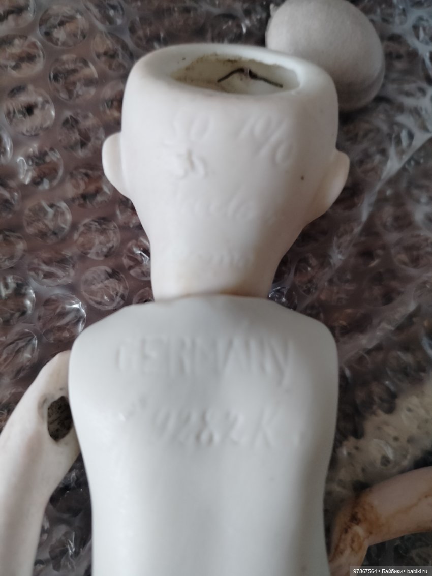 Кто у меня живёт — Опознание антикварных кукол: поиск по клейму (фото 3)