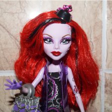 Оперетта красивая роковая женщина Monster High Монстер Хай Кукла