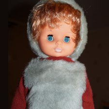 Кукла ГДР 45см в меховом костюме в отличном состоянии