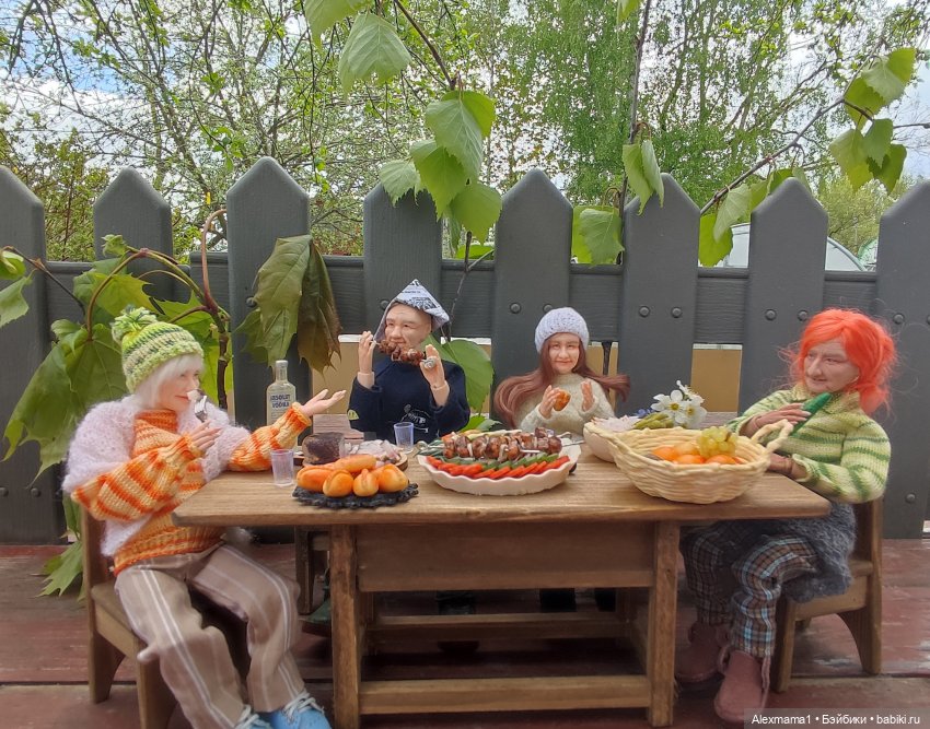 Отдых под девизом "Мир, труд, май!"