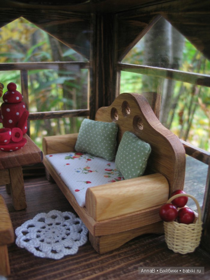 Чаепитие с малиновым вареньем (фото 5)