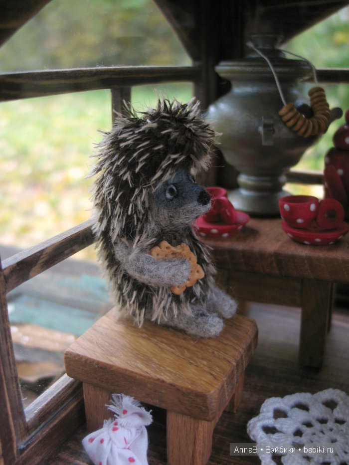 Чаепитие с малиновым вареньем (фото 3)