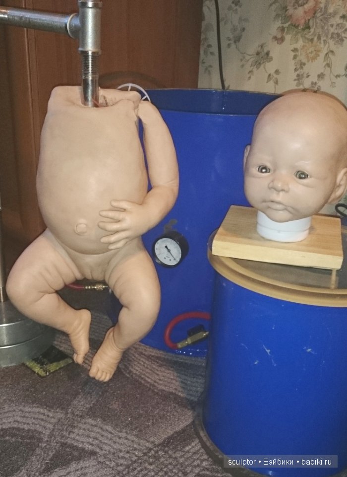 Фото от лепки в глине до готовой силиконовой куклы (фото 8)