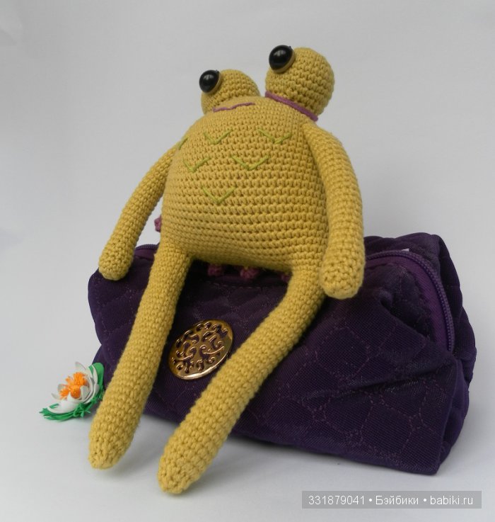 Лягух-йога, игрушка вязанная крючком (фото 3)