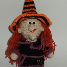 Ведьмочка - игрушка вязанная крючком