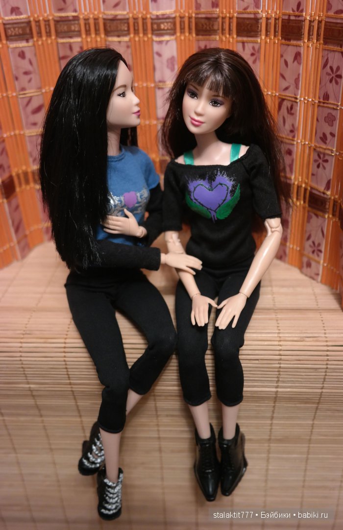 Неко и Лея опять секретничают