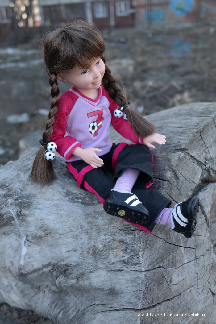 Небольшая прогулка маленькой непоседы | Бэйбики Небольшая прогулка маленькой непоседы