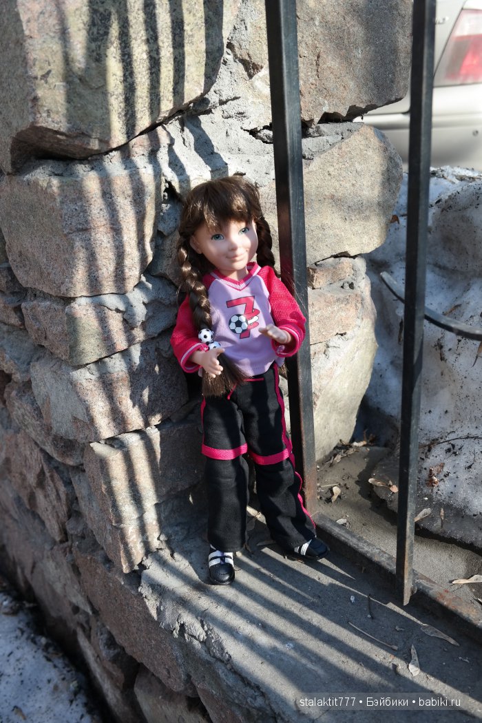 Небольшая прогулка маленькой непоседы | Бэйбики Небольшая прогулка маленькой непоседы