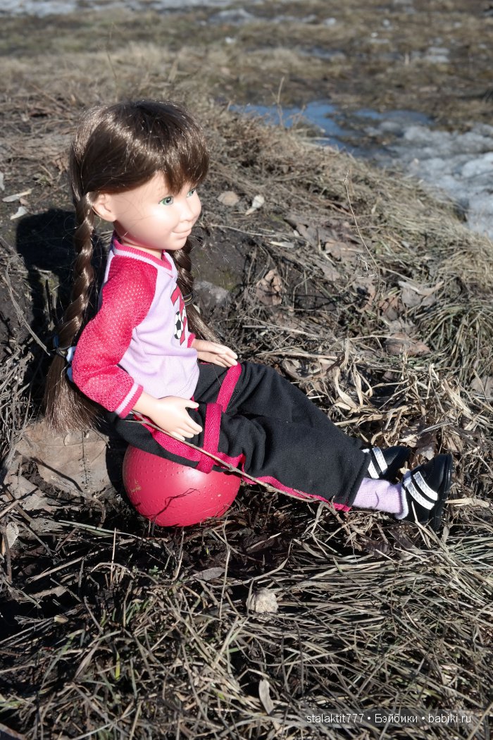 Небольшая прогулка маленькой непоседы | Бэйбики Небольшая прогулка маленькой непоседы