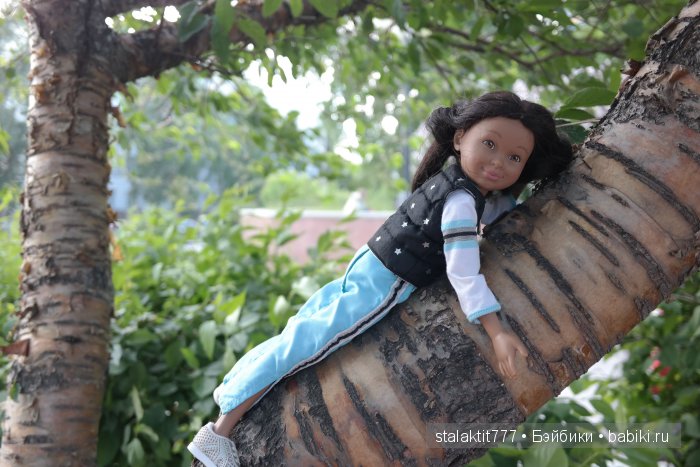 Прогулка маленькой озорницы | Бэйбики Прогулка маленькой озорницы