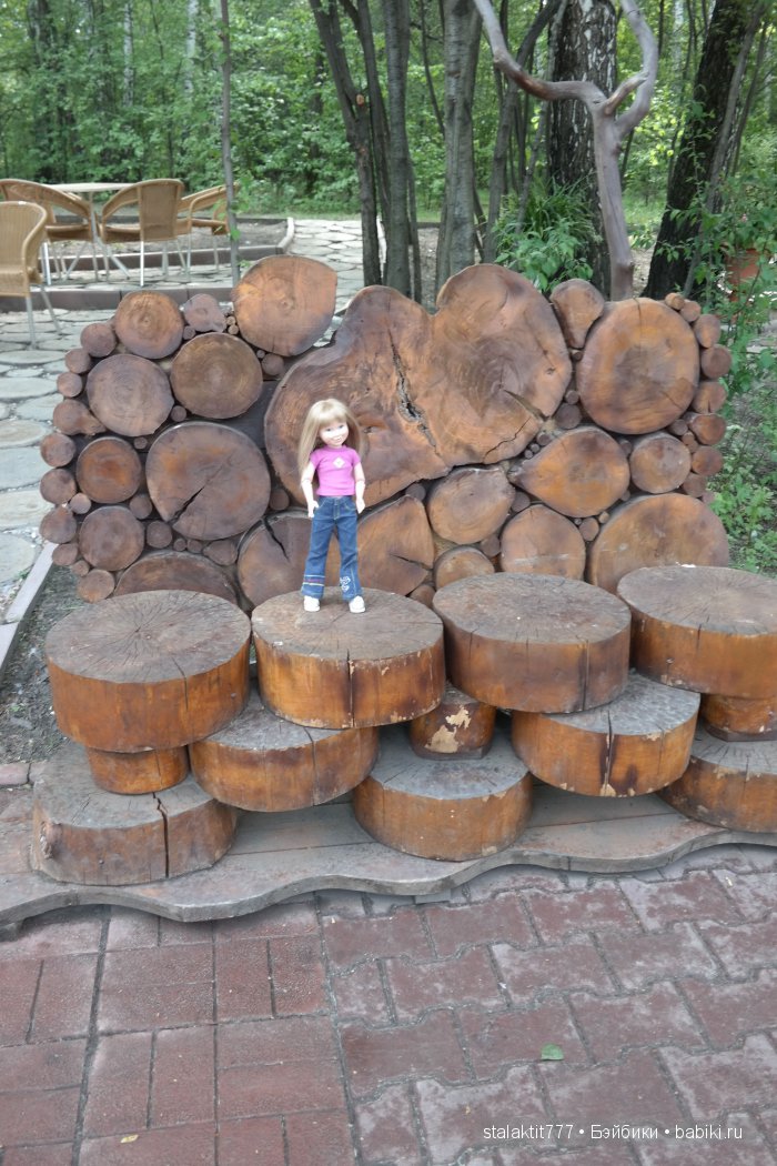 Приключения Логан на прогулке (фото 6)