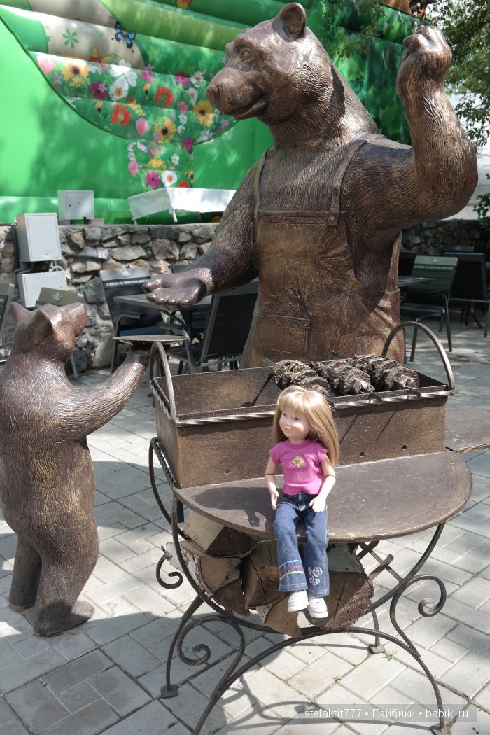 Приключения Логан на прогулке