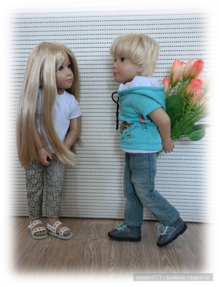 Мальчик с девочкой дружил, ей цветы всегда дарил (фото 2)