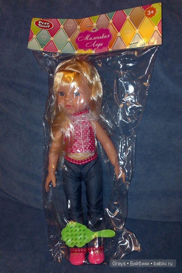 Кэрол Paola Reina и кукла "Маленькая леди" - сходство и различия