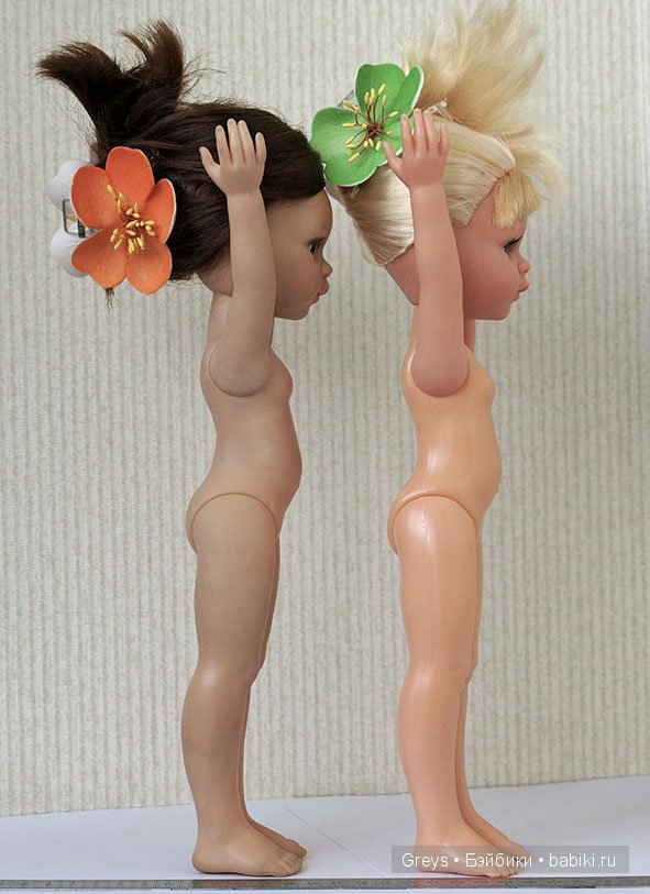 Кэрол Paola Reina и кукла "Маленькая леди" - сходство и различия