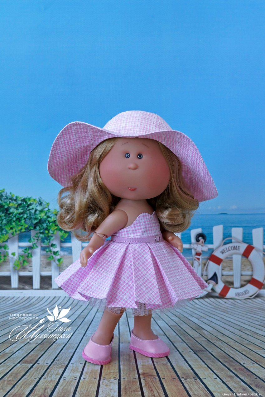 И булочки в тренде — Куклы Nines d'Onil (Нинес): Миа (Mia) (фото 5)