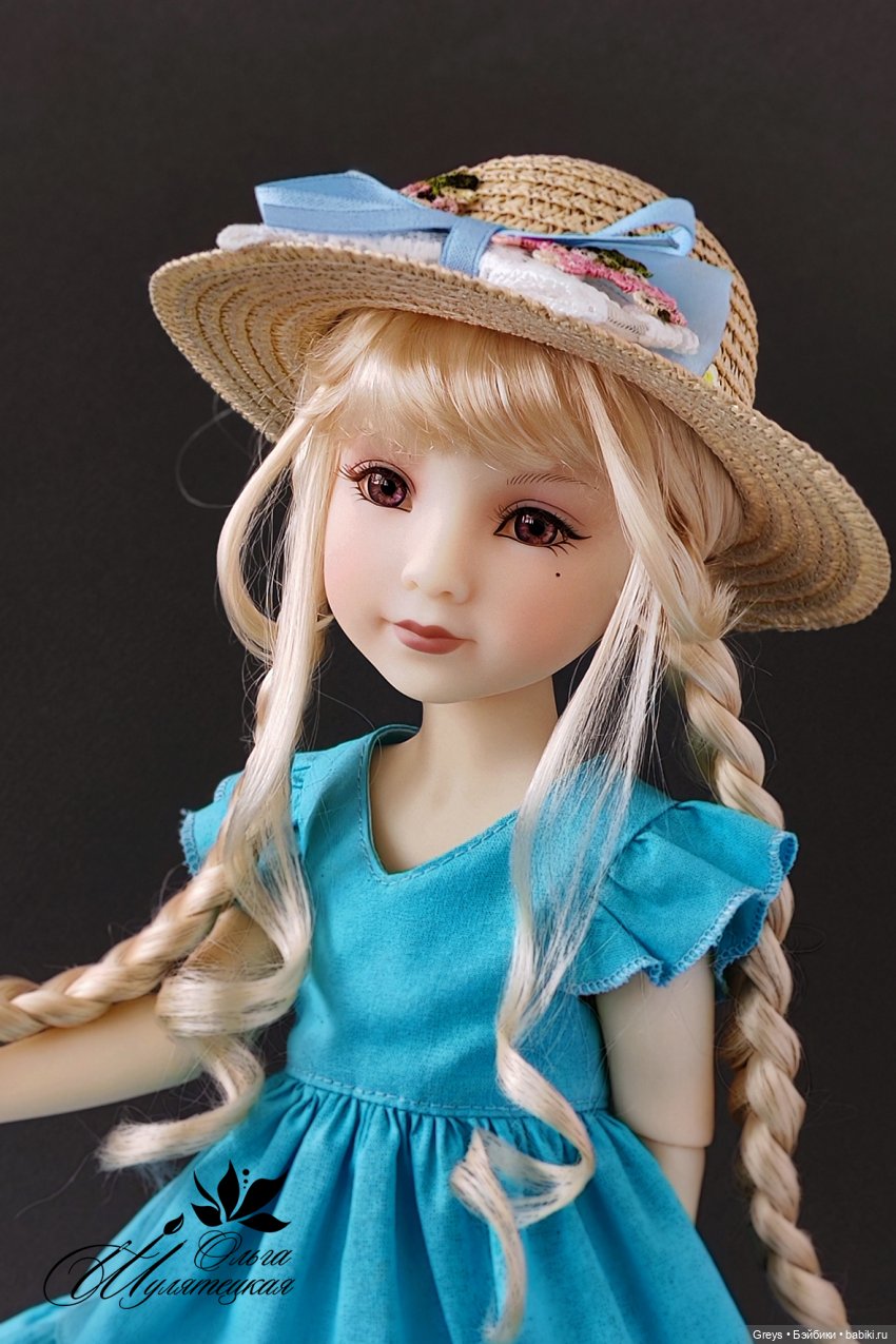 Прекрасная Максин | Бэйбики Прекрасная Максин — Куклы Ruby Red (Руби Ред) Fashion Friends: Siblies (фото 3)