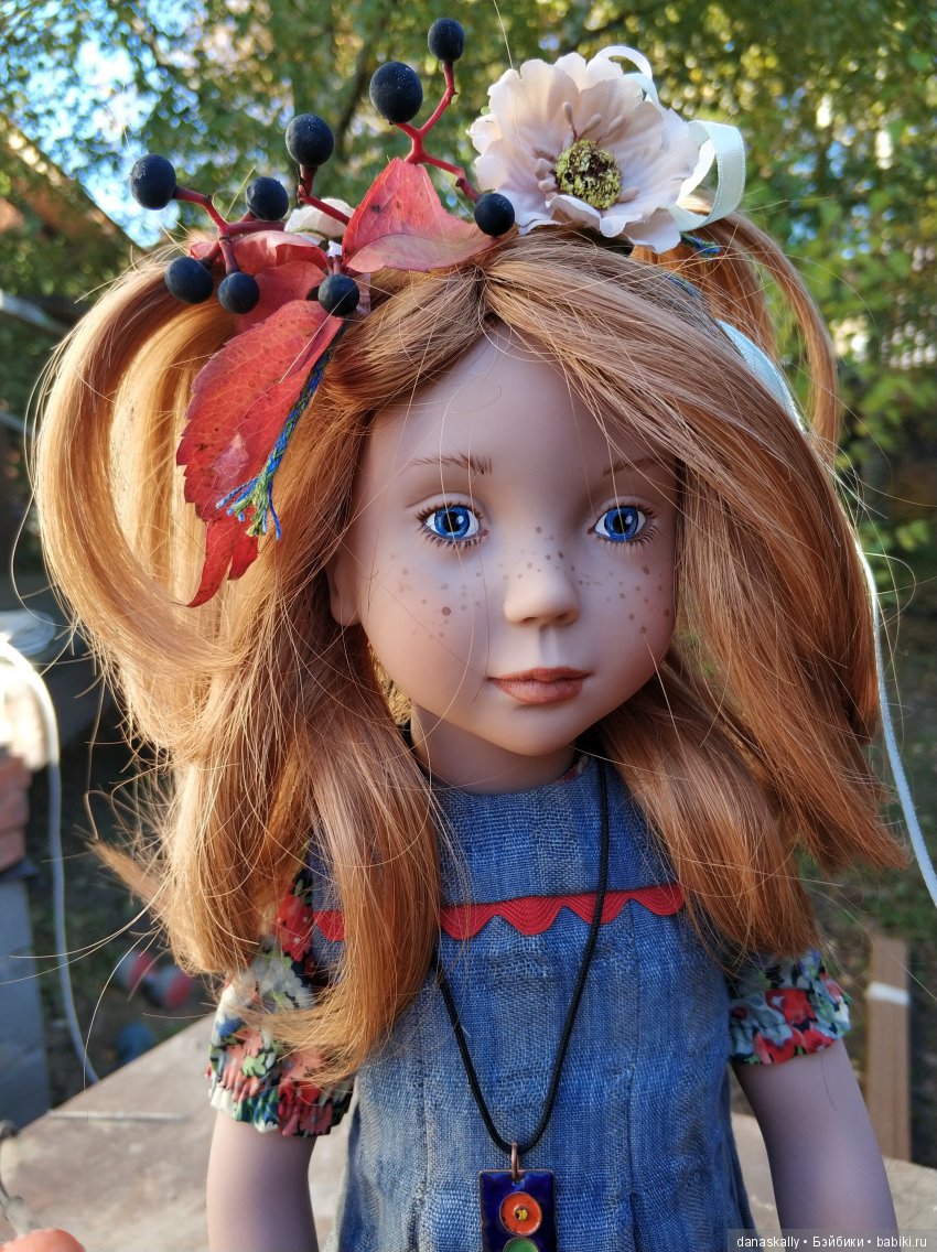 Девичий виноград и Азалия. Краски уходящего лета и любимый забор (фото 9)