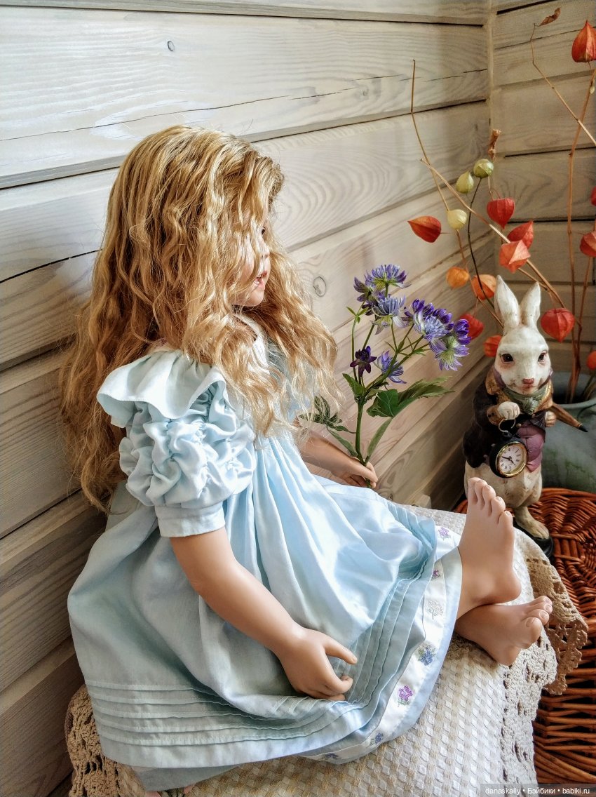 Инес от Ute Kase Lepp и Белый Кролик. Неожиданная встреча