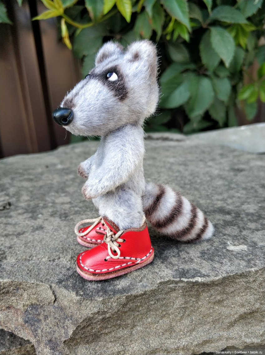 Как мы лето провожали. Время Зорро. Явление героя