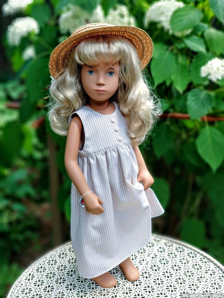 Саша и сад . Продолжение истории про Сашу " в синем платье" 1985 года рождения