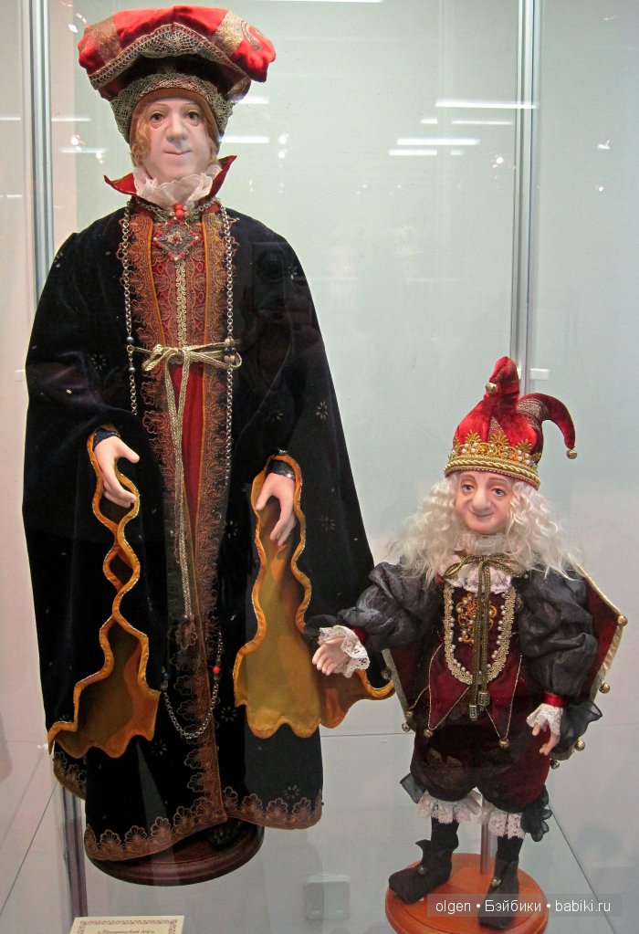 "Всемирная история в куклах". Выставка костюмированной фарфоровой скульптуры, Дмитров 2015. Фоторепортаж (фото 4)