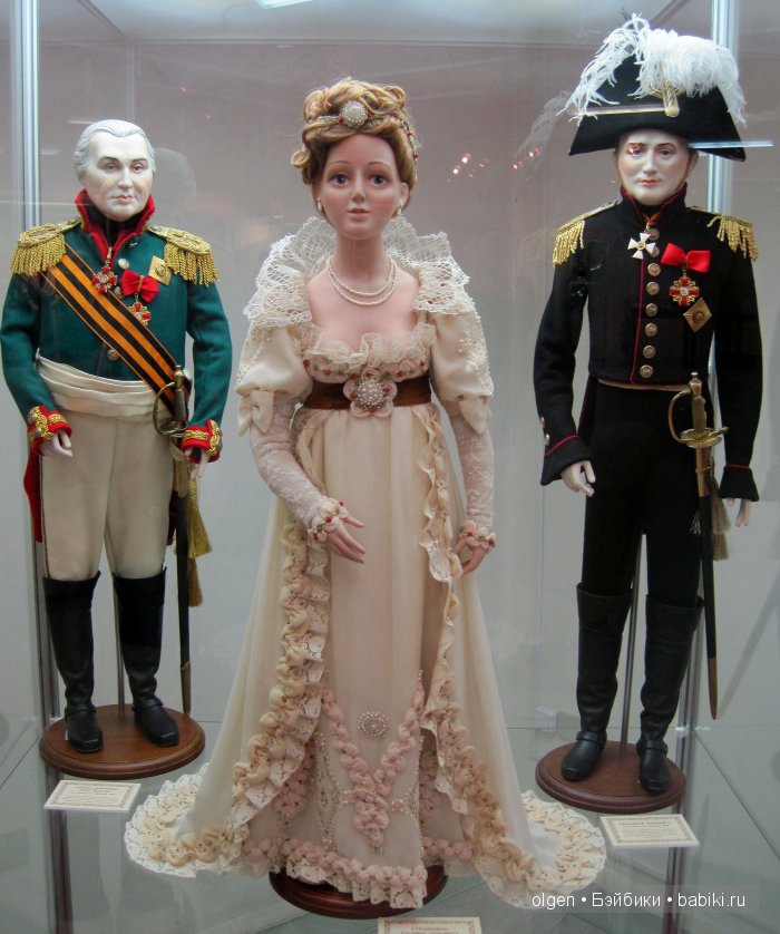 "Всемирная история в куклах". Выставка костюмированной фарфоровой скульптуры, Дмитров 2015. Фоторепортаж (фото 6)