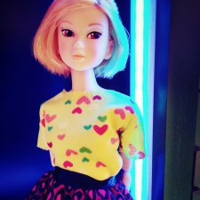 Momoko Хани и космическая атмосфера