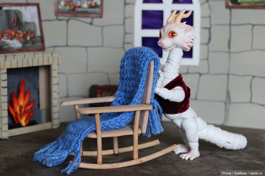 Немного подвинем любимое кресло…