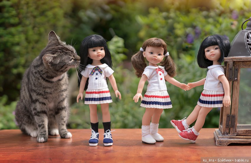 Король оранжевое лето, голубоглазый мальчуган, фонтаны ультрафиолета включает в небе по утрам