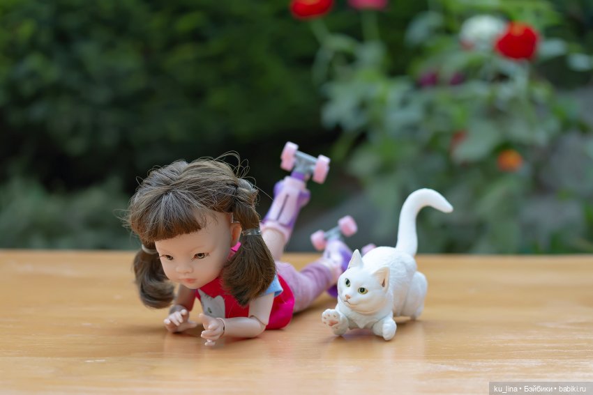 Очень ролики хотела, получила - встать не смела... Но потом взялась за дело, собралась и осмелела (фото 9)