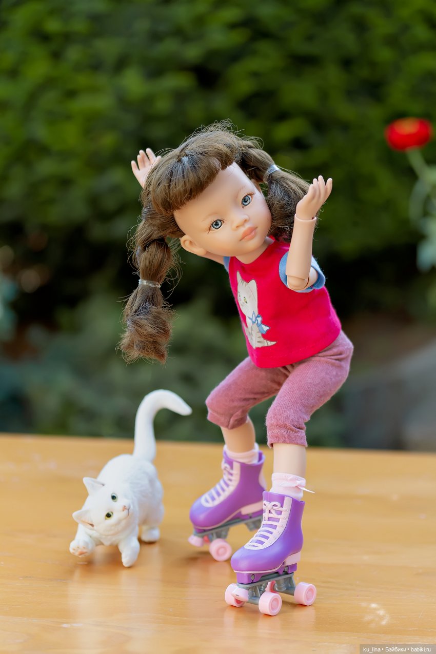 Очень ролики хотела, получила - встать не смела... Но потом взялась за дело, собралась и осмелела (фото 6)