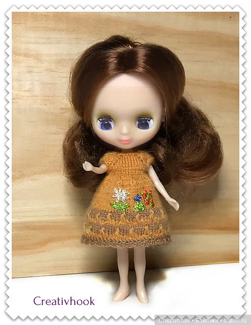 Удивительно тоненькая Petite Blythe